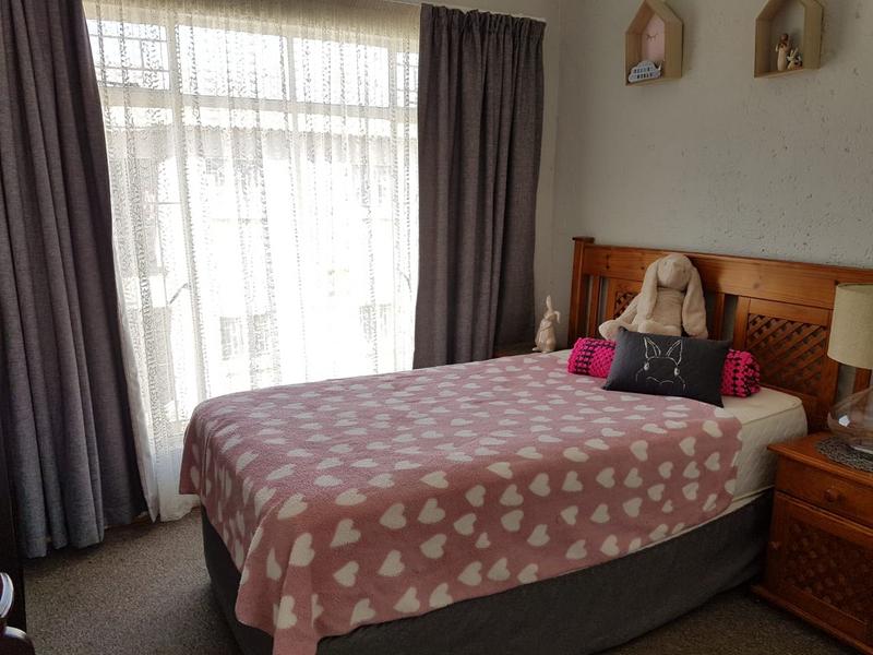 To Let 2 Bedroom Property for Rent in Baillie Park North West